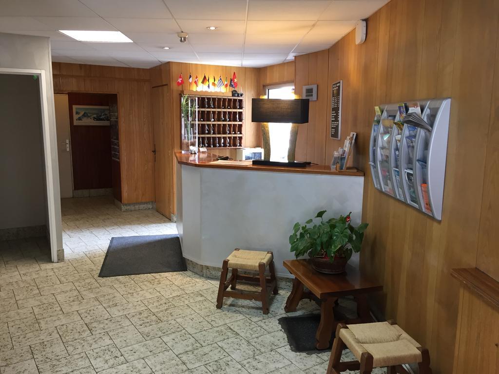 Hotel Mont-brison 2*