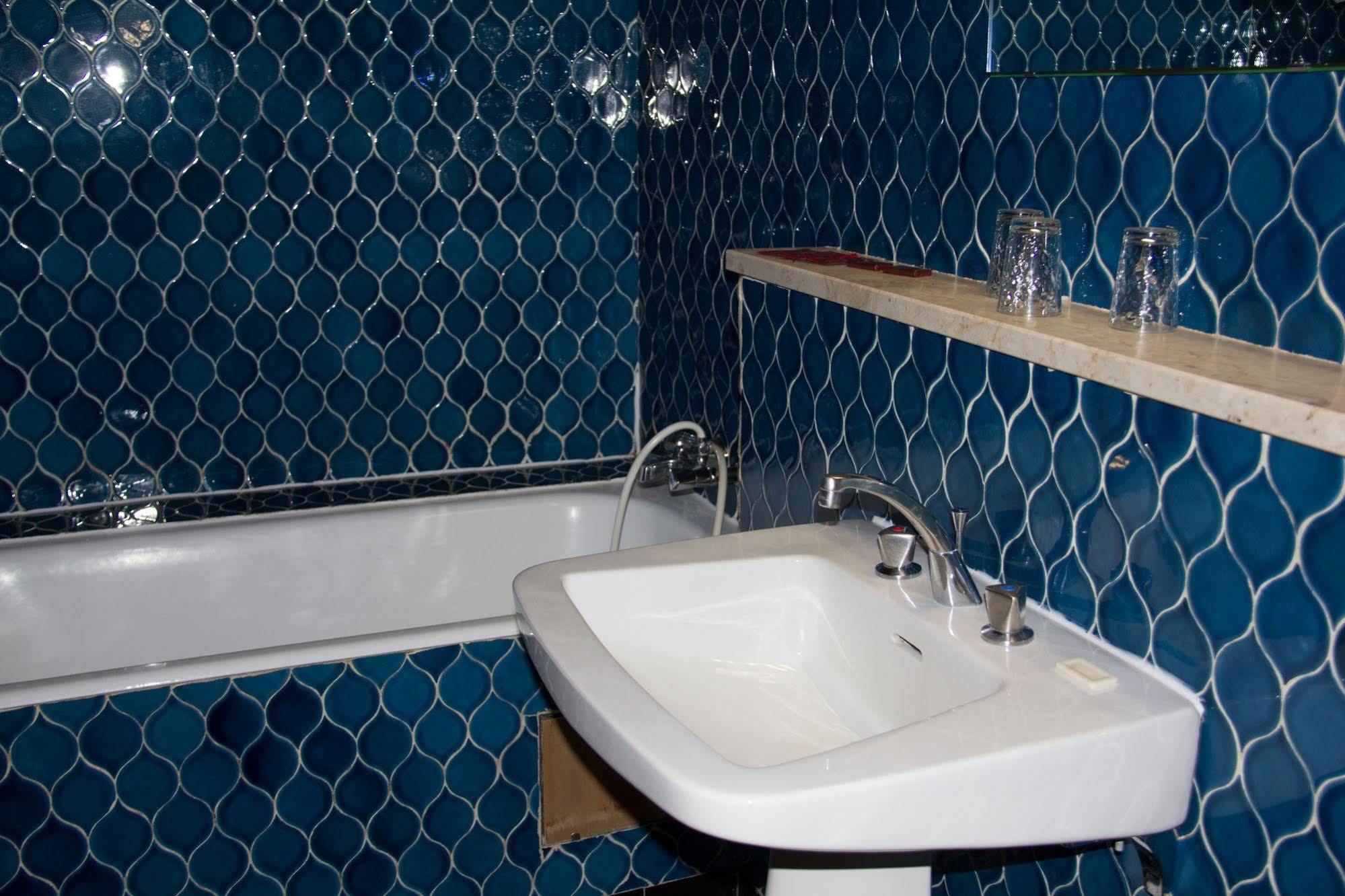 Mont-brison Hotel 2*